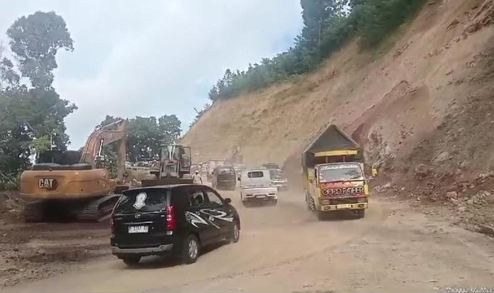 Kondisi Terkini di Jalur Piket Nol, Bebatuan Bisa Dibersihkan, Jalan Lumajang-Malang Kembali Normal