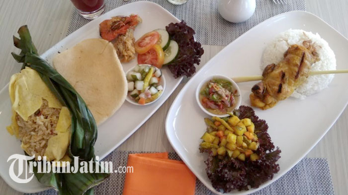 Mencicipi Ayam Panggang Bumbu Kuning dan Nasi Goreng Bakar, Kuliner Khas Surabaya, Kaya Bumbu Rempah