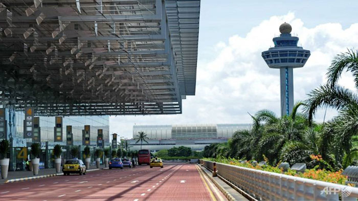 9 Hal Seru yang Bisa Kamu Lakukan di Bandara Changi Singapura, No 8 Sensasinya Nggak Kebayang!