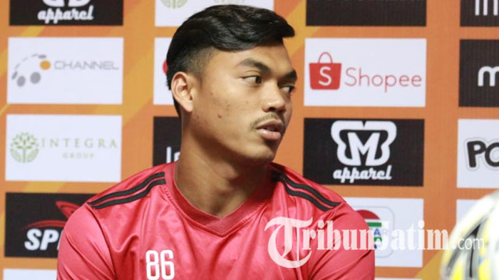 bek-madura-united-alfath-fathier-saat-jumpa-pers-selasa-2782019-malam.jpg