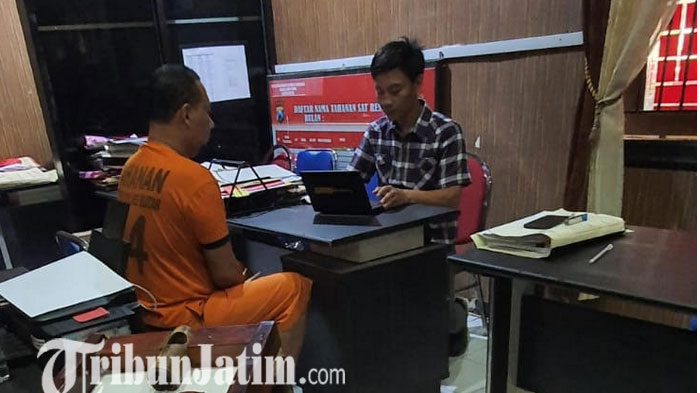 Kasun di Blitar ini Jadi Bandar Judi Kletek  dan Tak Berkutik Saat Digerebek Petugas