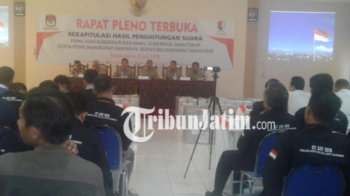 berita-bojonegoro-kpu-bojonegoro-rapat-pleno_20180705_195531.jpg
