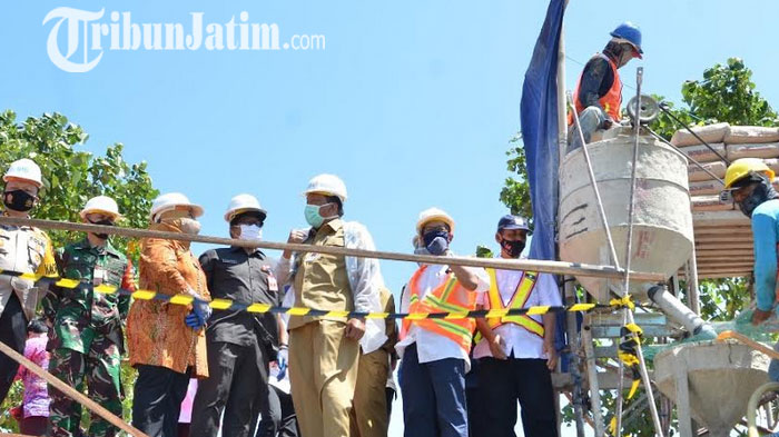 Pemkab Gresik Siapkan Rp 1,5 Miliar untuk Tanggul Jebol Sungai Kali Lamong di Desa Jono