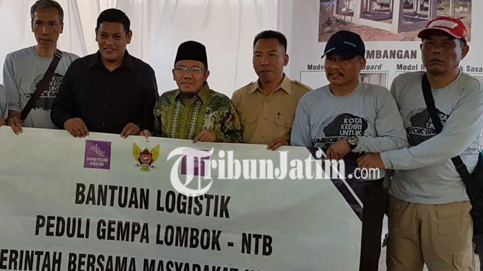 berita-kediri-wali-kota-kediri-abdullah-abu-bakar-b-di-pulau-lombok_20180925_194300.jpg