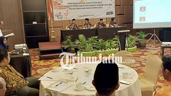 berita-madiun-bawaslu-kabupaten-madiun-soaol-caleg_20180921_090906.jpg