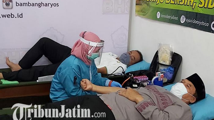 Bacabup Sidoarjo, Bambang Haryo Sukartono Ajak Tim dan Relawan Donor Darah