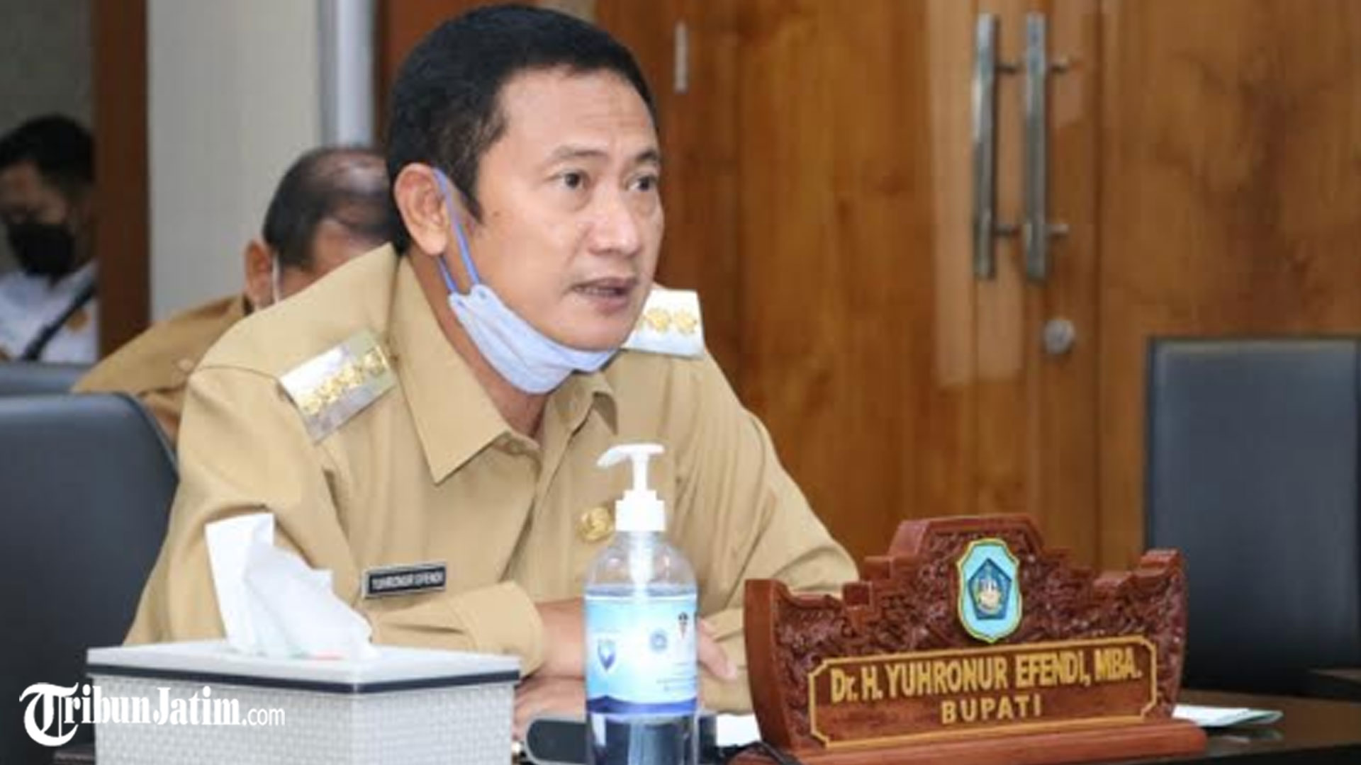 bupati-lamongan-yuhronur-efendi-coffee-morning.jpg
