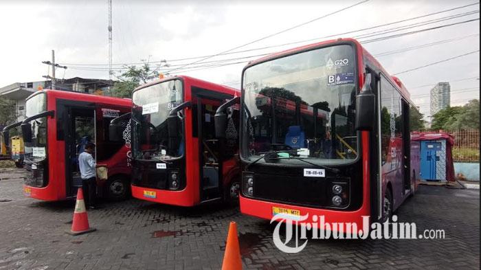 bus-listrik-Surabaya-ngandang-sebulan.jpg