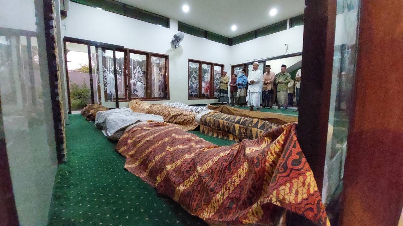 Update Terkini Kecelakaan Maut Bus Tol Sumo, Total 14 Warga Benowo Krajan Meninggal Dunia