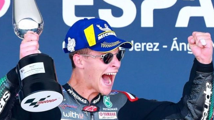 fabio-quartararo-merayakan-keberhasilannya-memenangi-motogp-spanyol-2020.jpg