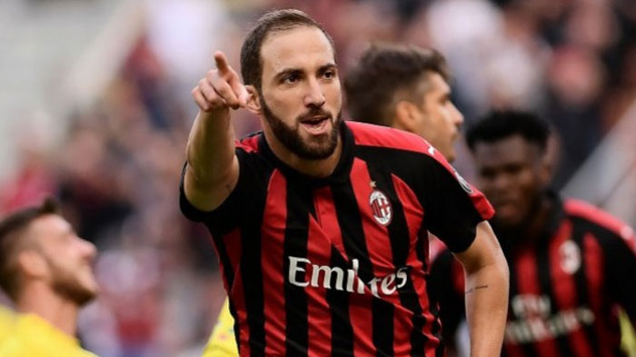 5 Pemain yang Terkena Kutukan Nomor Punggung 9 AC Milan, Mulai Alexandre Pato hingga Gonzalo Higuain