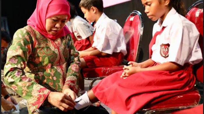 Gubernur Khofifah Minta Anak Jatim Semangat Raih Cita-cita di Masa Pandemi: Orang Tua Jangan Acuh