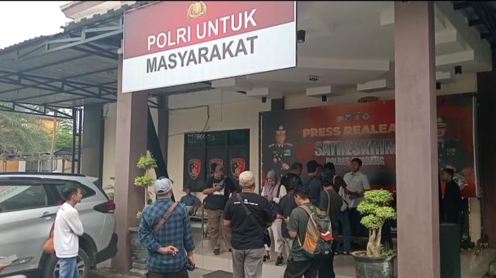 Guru di Jombang Laporkan Kepsek ke Polisi, Dituduh Selingkuh dan Kepala Dipukul Pakai Kalender