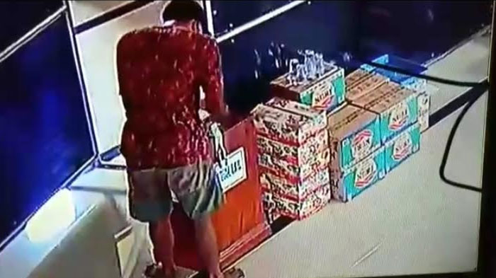hasil-tangkapan-cctv-yang-beredar-viral-yang-merekam-aksi-pencurian-kotak-amal.jpg