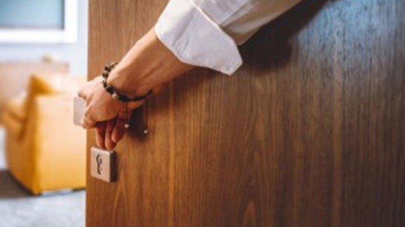 Beda Cara Ibu Tangkap Basah Menantu Selingkuh, Ada Suami Orang saat Kasur Digeser, Mertua Tak Ampuni