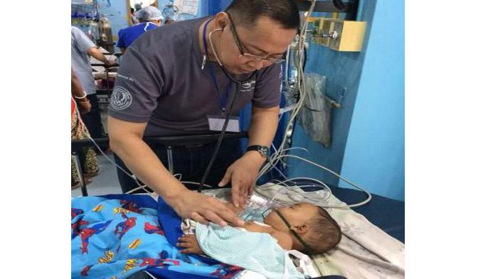 Kisah Menyentuh Hati dr Irwanto, Relawan 4 Hari Tangani 100 Pasien Bibir Sumbing di Berbagai Negara