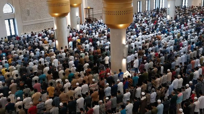 Apakah Masih Wajib Salat Jumat Jika Hari Raya Idul Fitri 1444 H Jatuh pada Jumat? Ini Penjelasan MUI