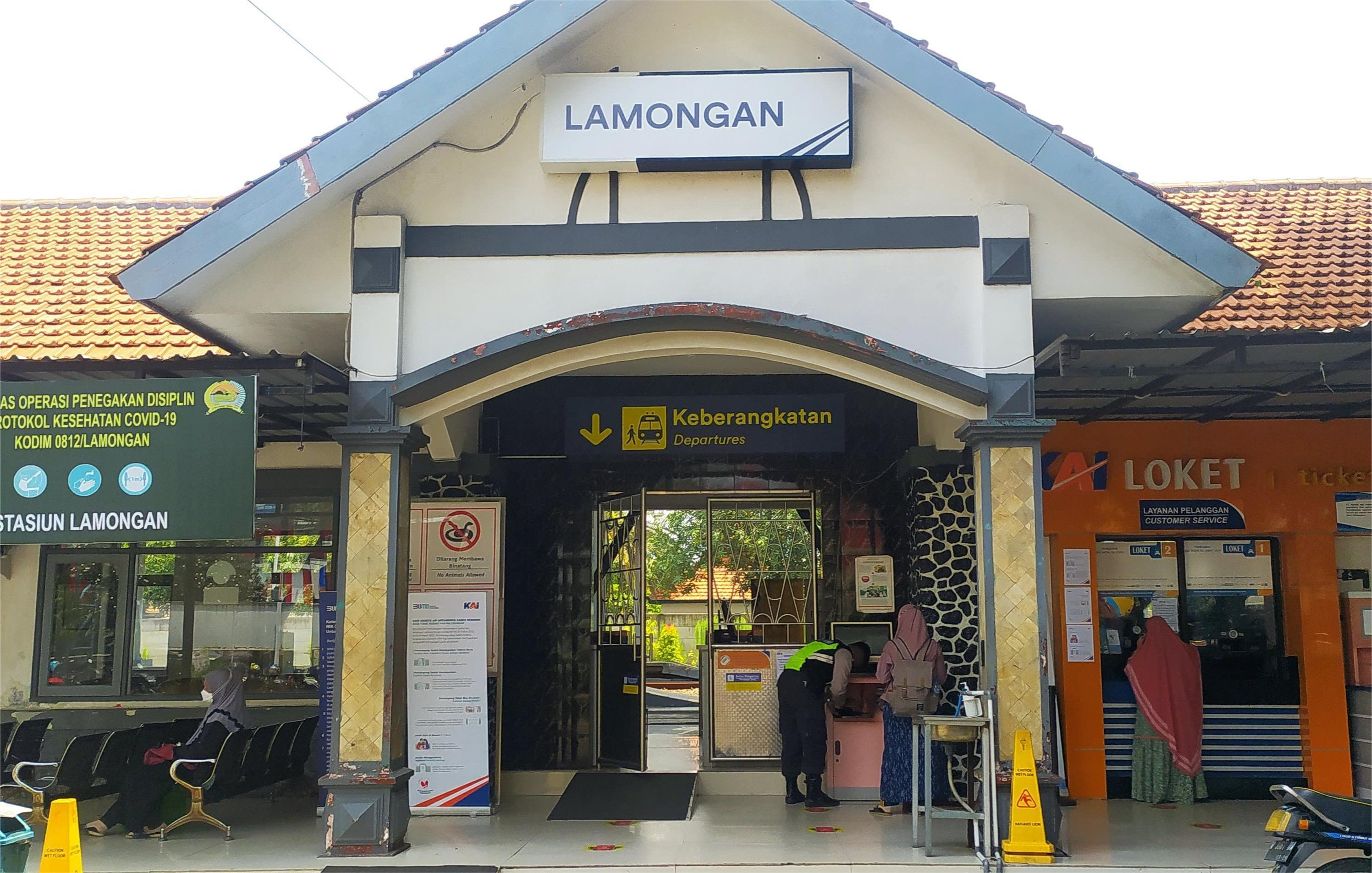 jumlah-penumpang-berangkat-dari-stasiun-lamongan-pada-libur-lebaran-meningkat.jpg