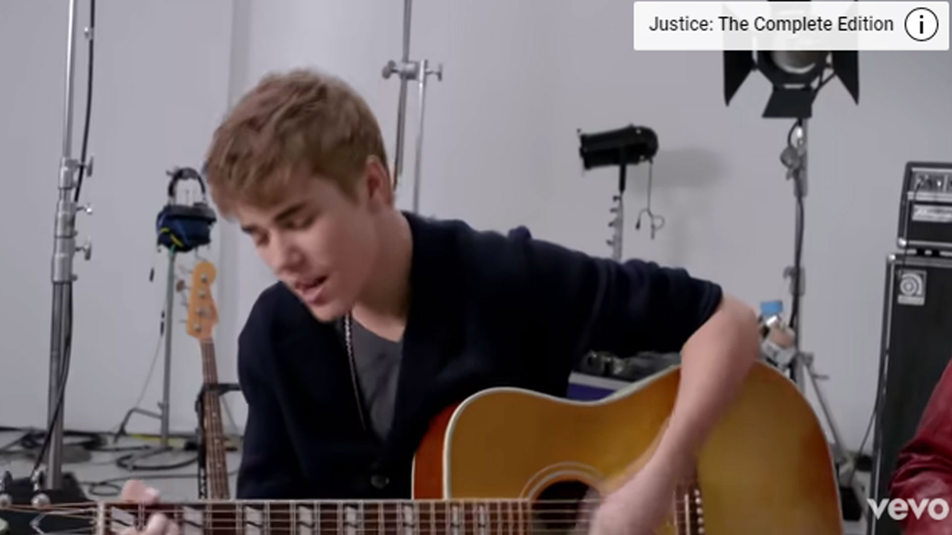 justin-bieber-lagu-that-should-be-me.jpg