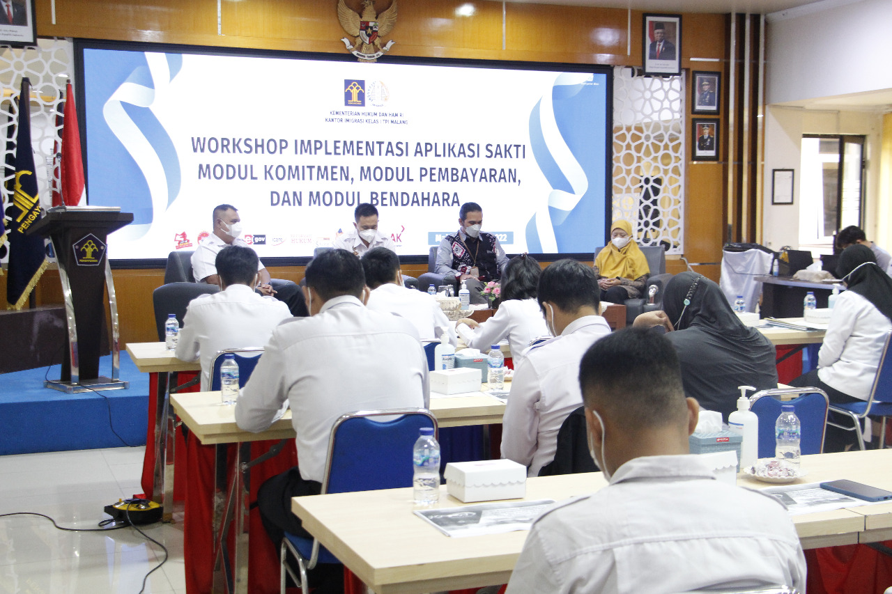 kantor-imigrasi-kelas-i-tpi-malang-menggelar-workshop-implementasi-aplikasi-sakti.jpg
