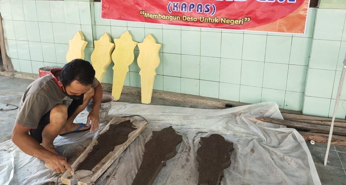 Karang Taruna Heppiii Community Madiun Siapkan Perlengkapan Pemakaman Gratis Untuk Warga