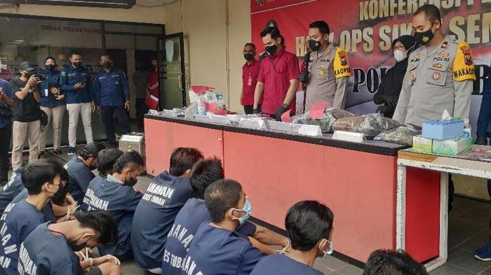 2 Remaja di Tuban Dikeroyok Puluhan Orang, Seragam di dalam Jok Jadi Sebab, 9 Pelaku Diringkus