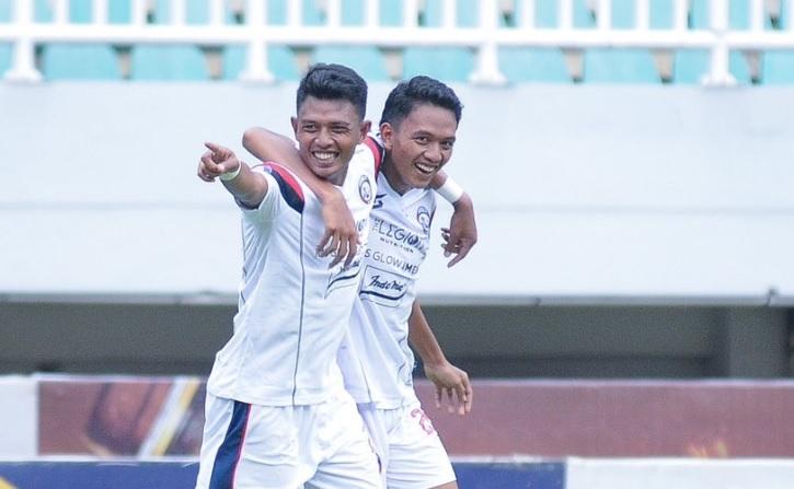 kemenangan-arema-fc-atas-rans-nusantara-fc-pada-liga-1-2022.jpg