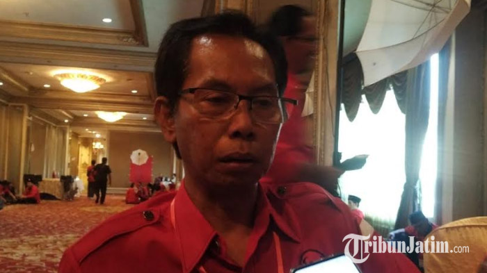 ketua-dpc-pdip-kota-surabaya-adi-sutarwijono.jpg