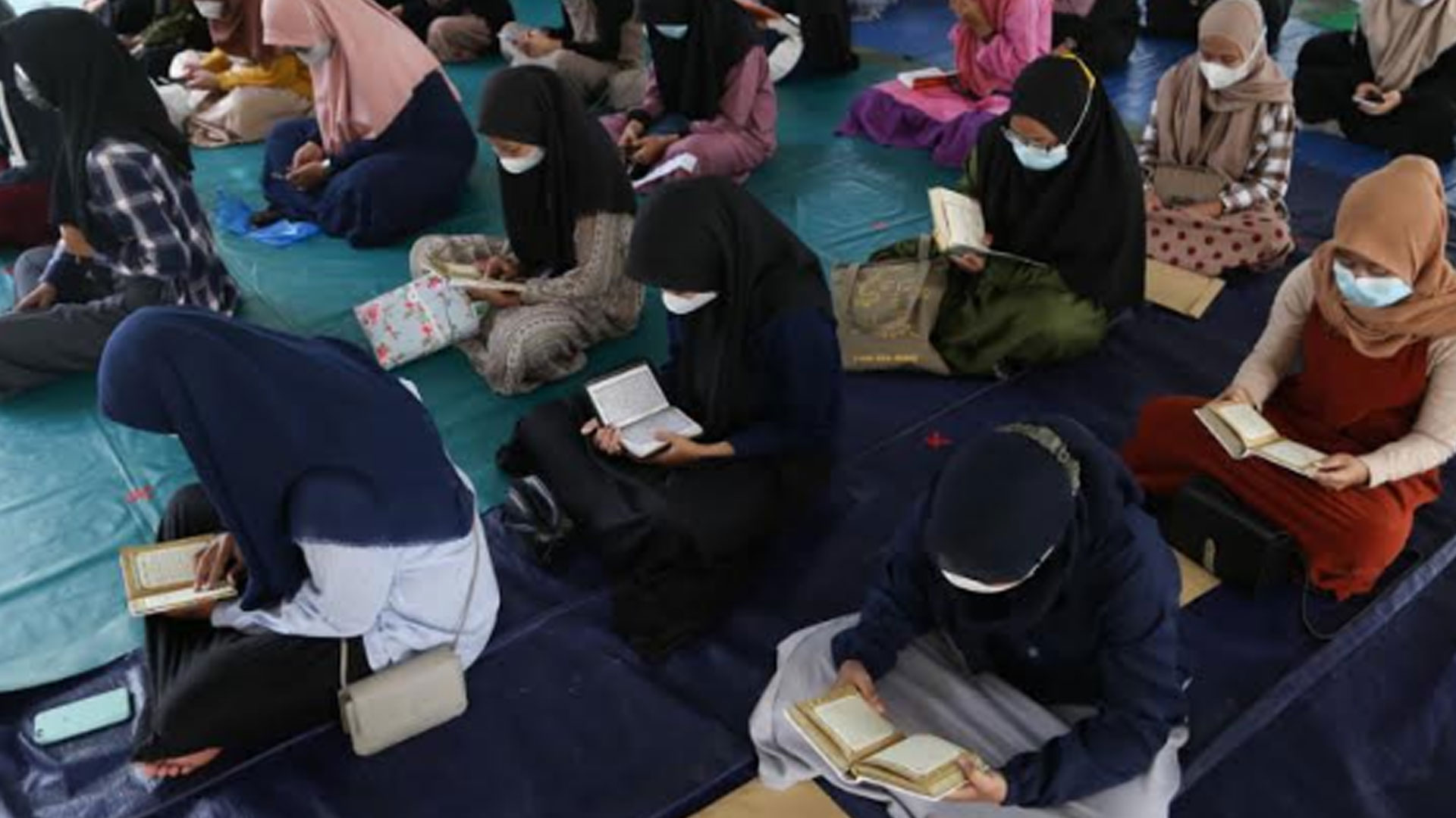 khotmil-quran-sekolah-islam-shafta-surabaya.jpg
