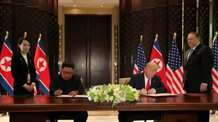 Tanda Tangan Kim Jong Un Jadi Sorotan, Netizen Sebut Mirip Rudal dan Begini Kata Pakar Bedah Tulisan