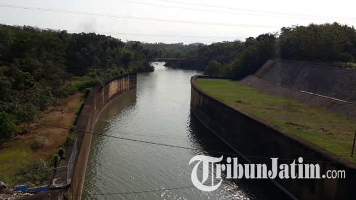 Tiga Fungsi Penting Bendungan Sengguruh Malang Ini Masih Terhambat Problem Sampah
