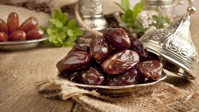 kurma-yang-sering-menjadi-primadona-di-bulan-Ramadan.jpg