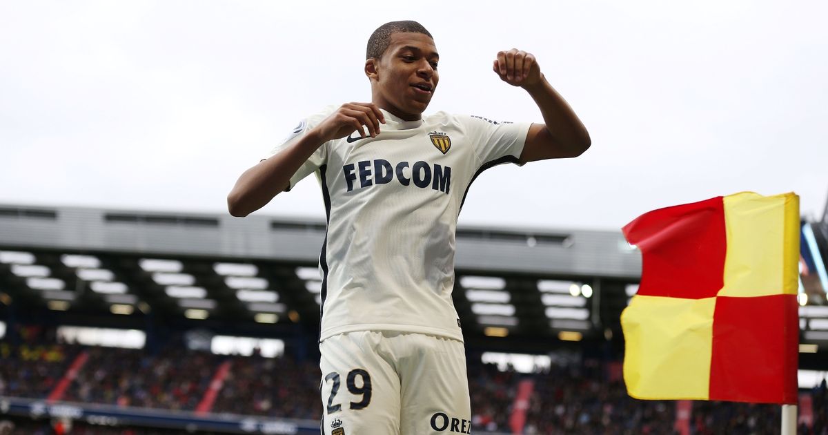Ditawar Dua Kali Lipat dari Real Madrid, Mbappe Pertimbangkan Gabung di PSG