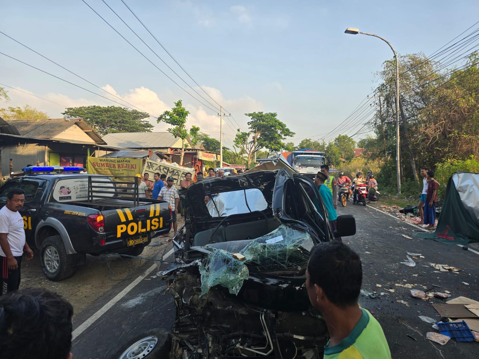 Kecelakaan Maut di Sampang Madura, Mobil Pikap Adu Moncong dengan Truk, 1 Tewas