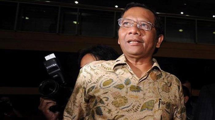 Cucu Keponakan Jadi Korban Keracunan MBG, Mahfud MD Bongkar Ada Kejanggalan Hukum Pada Programnya