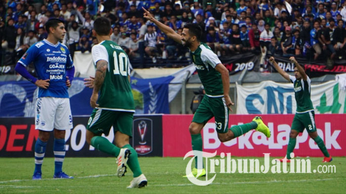 Persebaya Vs Persib Bandung, Bermain dengan Tensi Tinggi, Skor Imbang 1-1 Akhiri Babak Pertama