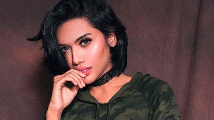 Bak Supermodel, Pose Millendaru Kenakan Stocking Tembus Pandang Bikin Heboh, Ada yang Nyembul