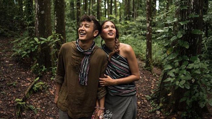 Kerap Dipertanyakan, Cuplikan Undangan Nikah Dimas Anggara & Nadine Ramai Dibahas Soal Lokasinya