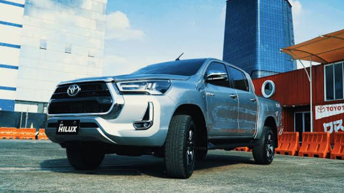 Suspensi New Hilux S-Cab & D-Cab Sama-Sama Disetting Ulang, Toyota: Nyaman di Jalanan Rusak
