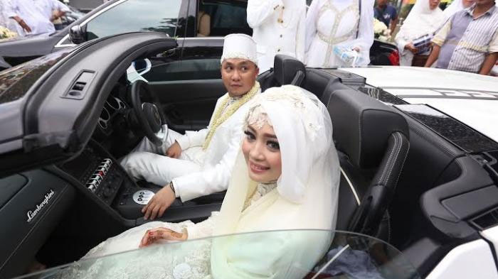 6 Artis Ini Berhasil Taklukkan Hati Pria-pria Mapan hingga Jadi Suami, Sampai Ada yang Dicap Pelakor