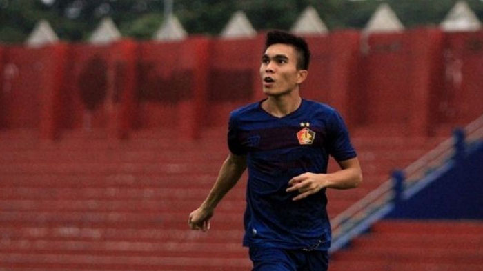 Resmi Berseragam Persik Kediri, Paulo Sitanggang Yakin Dapat Segera Beradaptasi dengan Tim Barunya