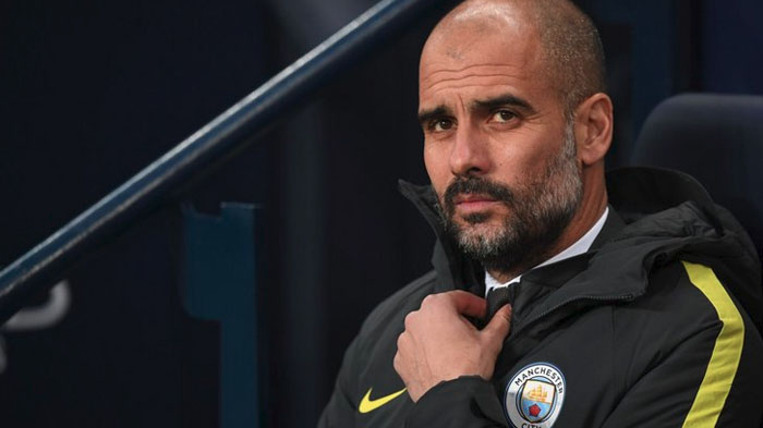 pelatih-manchester-city-pep-guardiola_20171226_112932.jpg