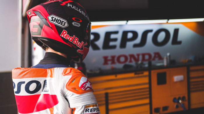 pembalap-repsol-honda-marc-marquez-bersiap-melakoni-tes-pramusim-motogp-2020.jpg