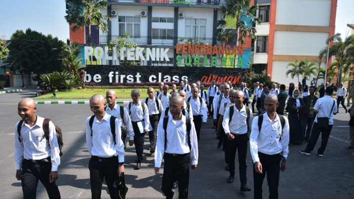 Pemkot Surabaya Beri 48 Beasiswa Bagi Siswa Prestasi Kurang Mampu, Syaratnya Lulus SMA Jurusan IPA