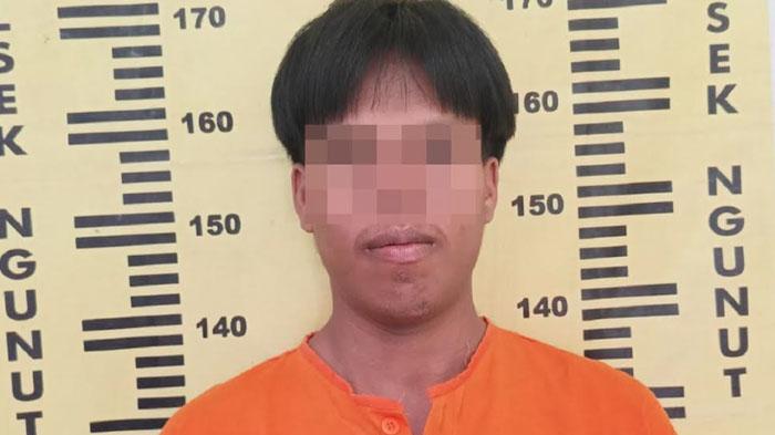 Tak Sadar Gerak-gerik Diamati, Pemuda di Tulungagung Kicep Kepergok Curi Motor