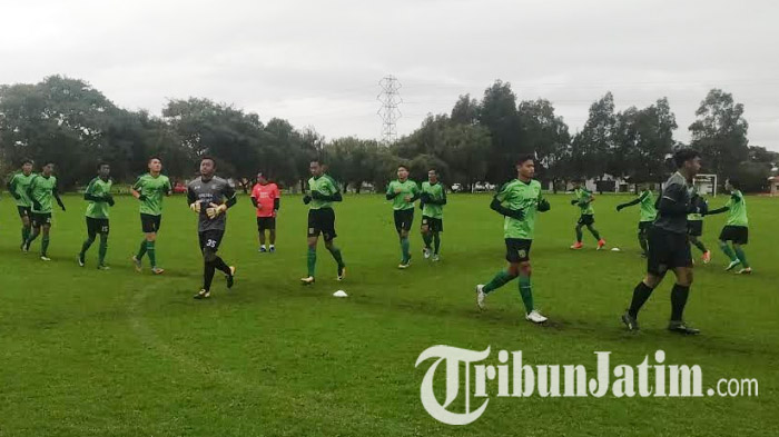 Pemain Persebaya Berlatih Keras Jelang Jamu Bali United