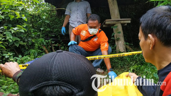 Misteri Sebab Jasad Pria Blitar Tewas Tertelungkup di Gunung Batok, Mulut Berbusa & Amunisi di Saku