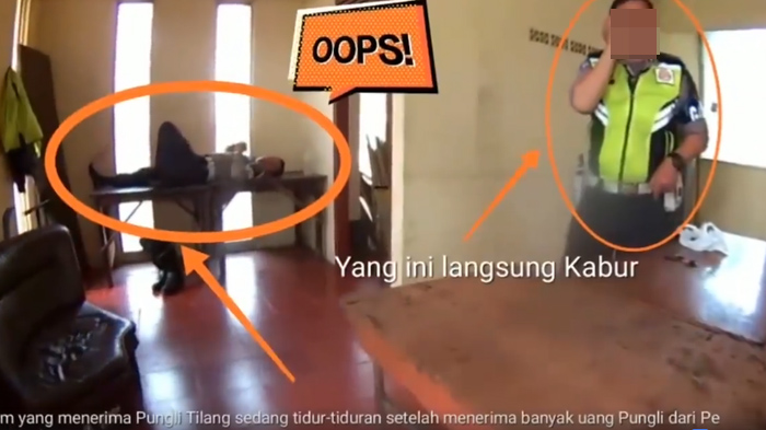 Pilih Tilang, Pria Ini Minta Uangnya Dikembalikan, Tapi Reaksi Polisinya Bikin Netizen Kompak Berdoa