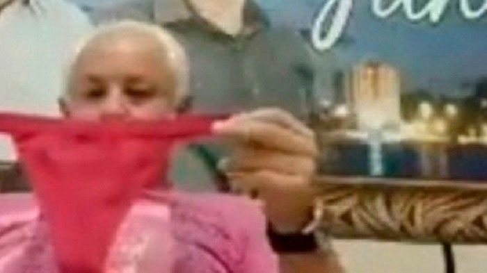 Padahal Rapat Online, Politisi Ini Mengendus Celana Dalam Wanita, Ditegur Kolega, Berdalih 'Lelucon'