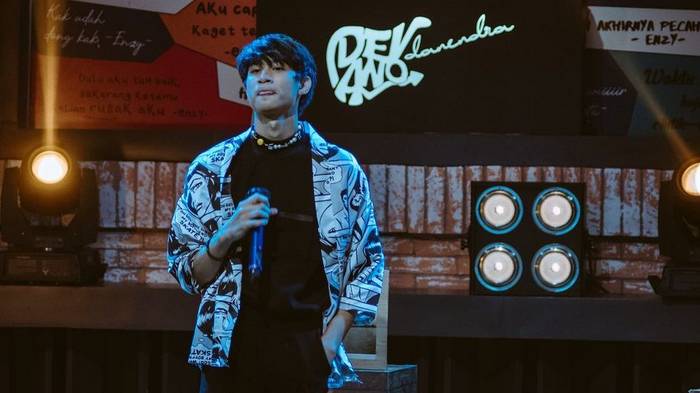 Chord Gitar dan Lirik Lagu 'Menyimpan Rasa' Devano Danendra, Kunci dari C: Aku Tak Mudah Mencintai